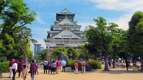 1130osaka-castle-w.jpg