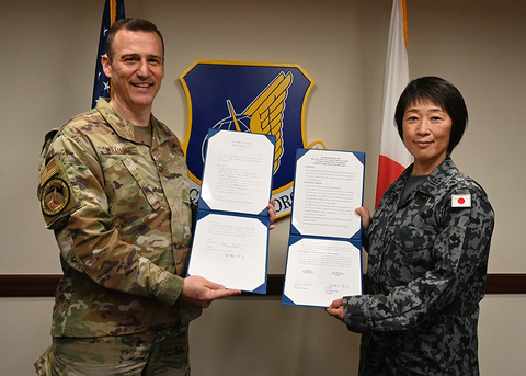 0425usaf4-w.jpg