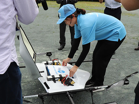 0603drone1-w.jpg