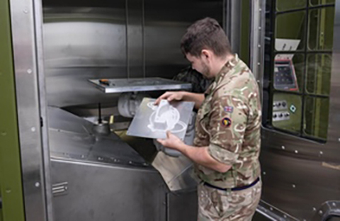 0514ukarmy-w.jpg