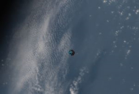 0308spacebd-w.jpg