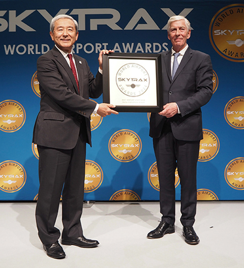 0423narita1-w-1.jpg