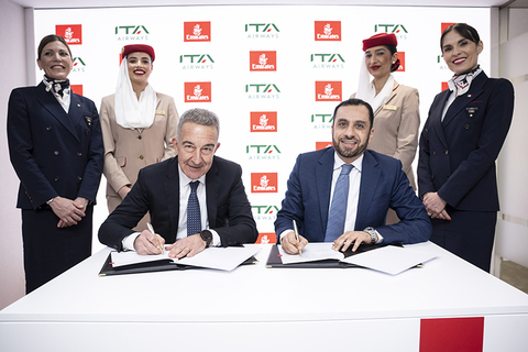 0307emiratesita-w.jpg