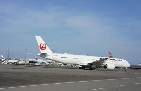 0821jal2-w.jpg