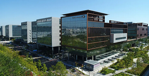 0523lg-w.jpg