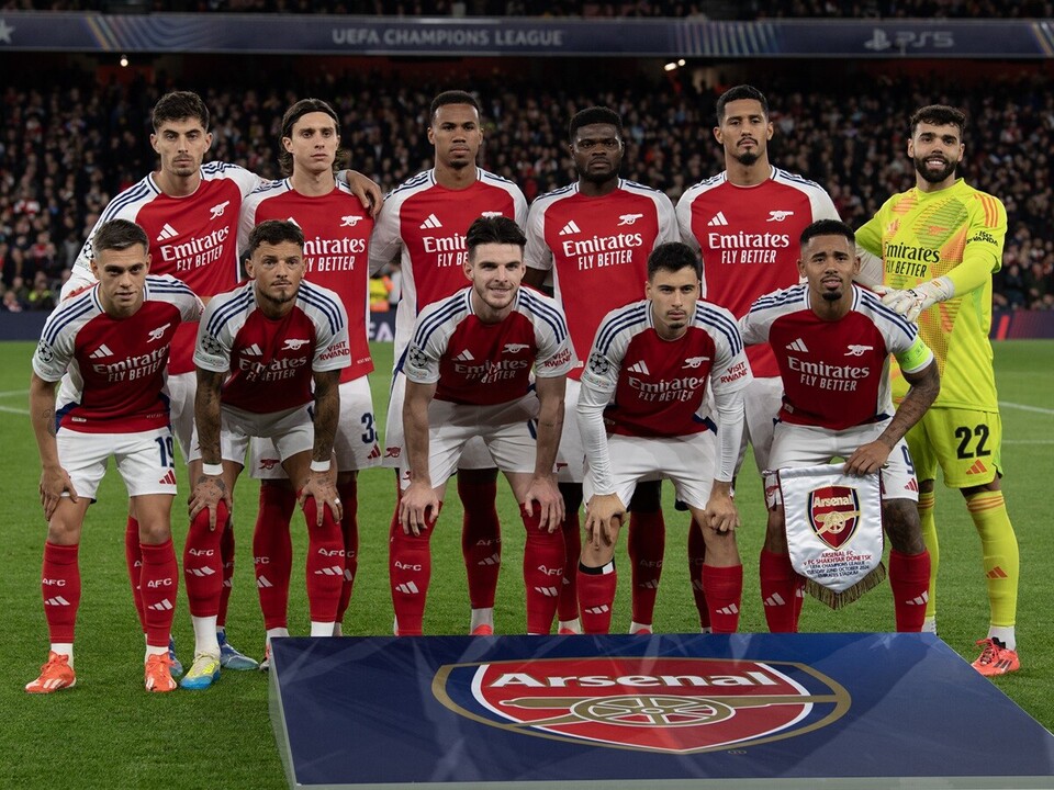 サッカー日本代表とアーセナルの長くて深い関係 56年前には国立競技場