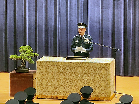 0501jasdf1-w.jpg