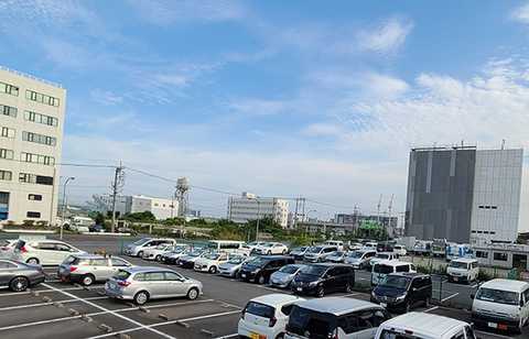 0517afc-w.jpg