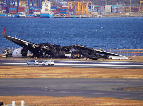 0828jcg1-w.jpg