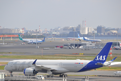 0328sas-w.jpg