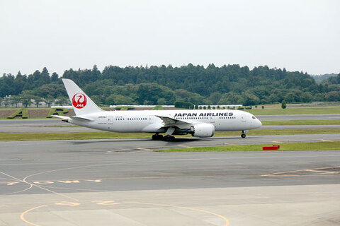 0402jal-narita-w.jpg
