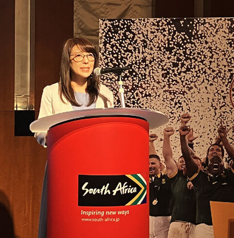 0313southafrica1-w.jpg
