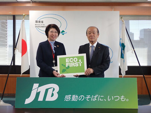 0412jtb-w.jpg