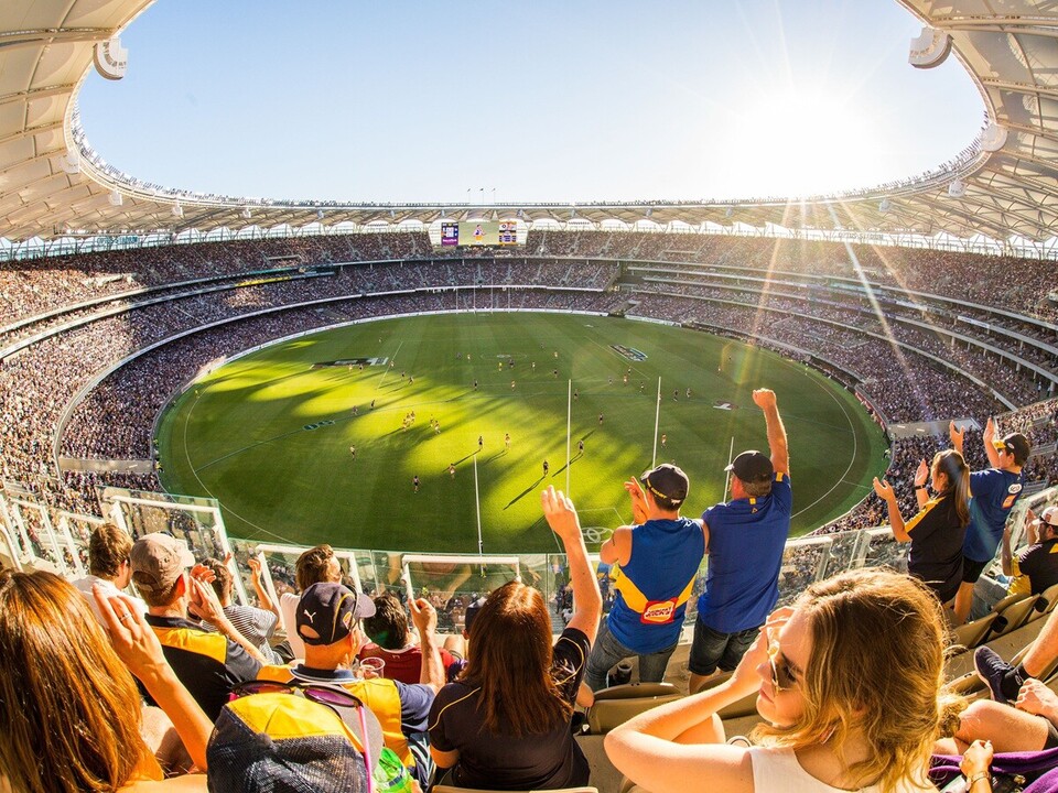 サッカー日本代表のアウェー戦はなぜクリケット場で開催