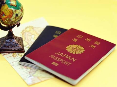 1007passport-w.jpg