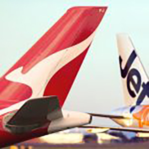 0613qantas-w.jpg
