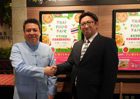 0514tat3-w.jpg