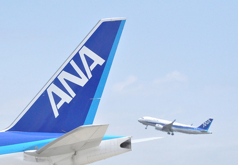0304ana1-w.jpg