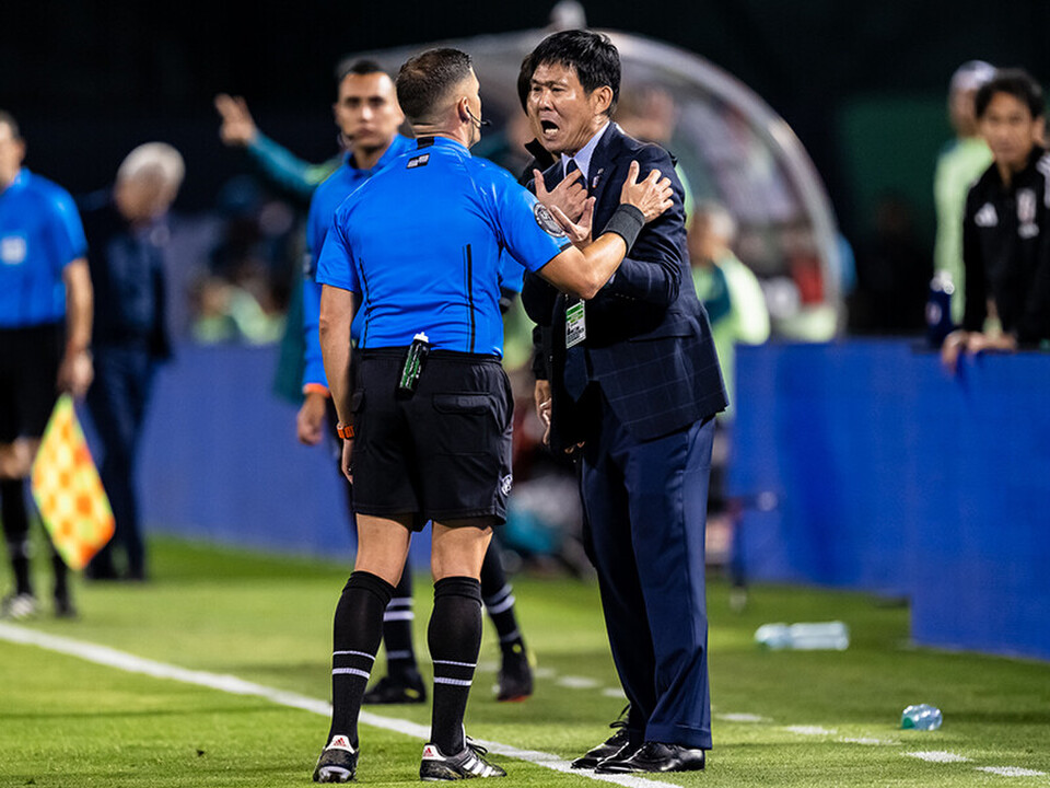 サッカー日本代表に3－4－2－1が向いていない理由 3バックにも
