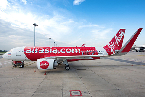 0215airasia-w.jpg