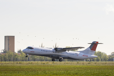 0507atr-w.jpg